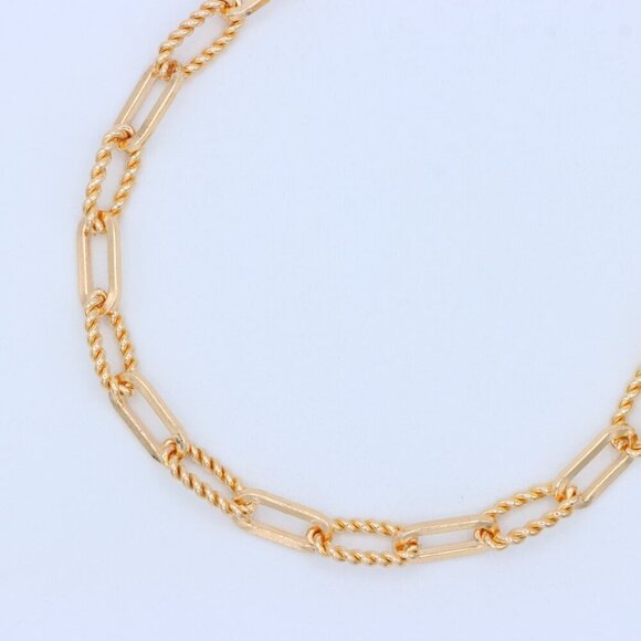 "Minimalist & Elegant Necklace Chain – Perfect for Women & Girls | UNVRC1585 - Picture 6 of 10